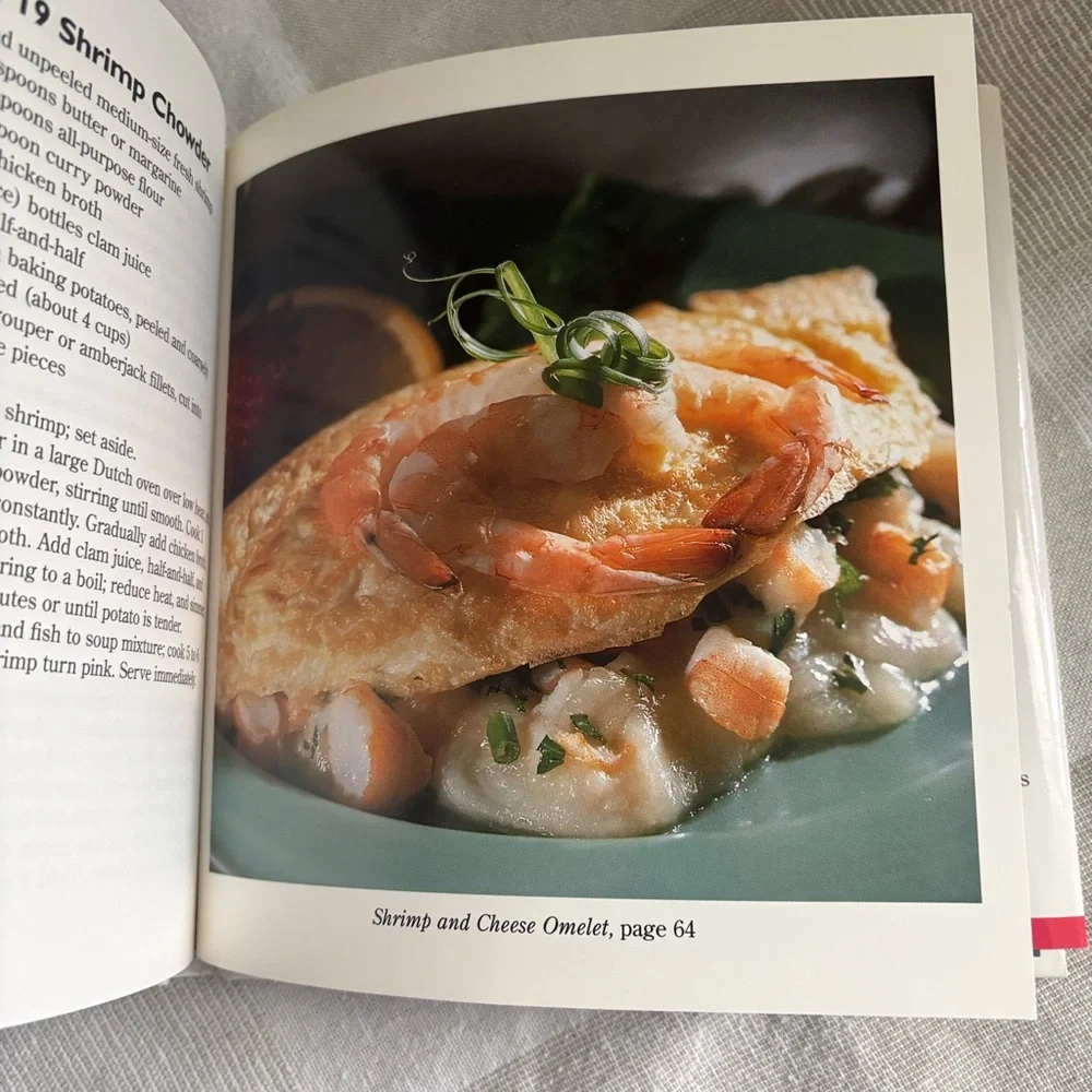 Vintage Bubba Gump Shrimp Co. Cookbook - Recipes & Reflections from Forest Gump